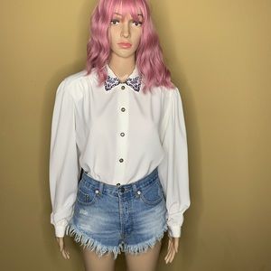 Koret Vintage White Embroidered Button Down Blouse